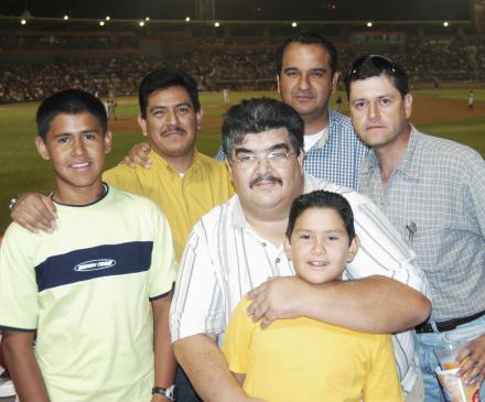 Martín Martínez, Ricardo Ortiz, Manuel Torres, Diego Montemayor, ricardo Ortiz Jr. e Iván Ortiz.