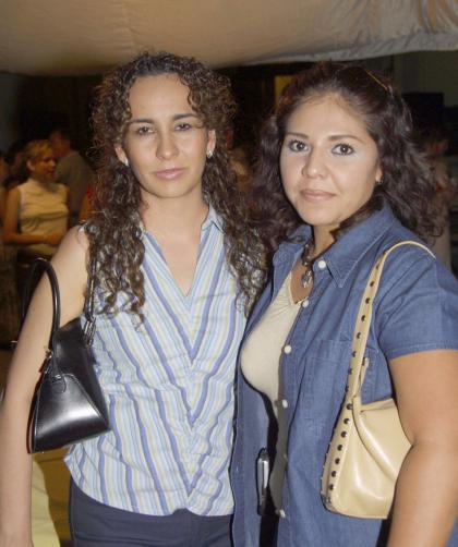 Ileana Morales y Sehenia Ramírez.