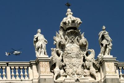 El Palacio Real es vigilado con helicópteros