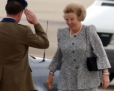 La reina de Holanda Beatrix a su llegada