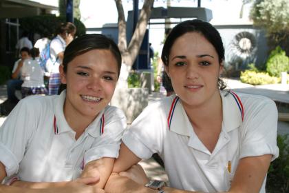 Lorena Martínez y Valeria G.