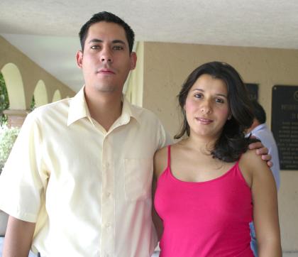 Rolando Orozco y Berenice de Orozco.