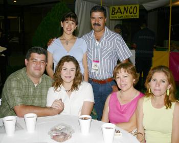 Jorge Zamudio, Claudia Dávila, Martha Cavazos, Lilia Gurrola, Iván Samaniego y Nidia de Samaniego.