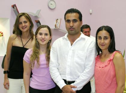 Lupita Garza, Miriam Martínez, LAlo Martínez y Adriana Garza.