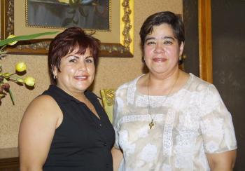 Martha Becerril celebró su cumpleaños, con una amena reunión ofrecida por Hortencia de López.