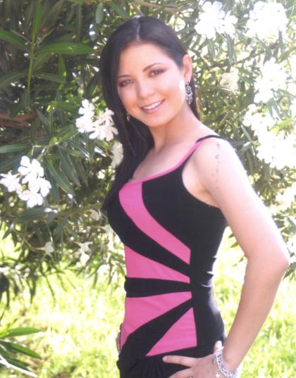 Karla B. Lindan Enríquez celebró sus quince años de vida, el pasado 18 de mayo con un gran festejo.