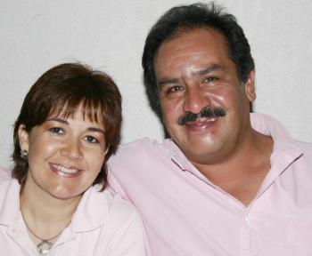 Pilar Martínez de Rodríguez y Enrique Rodríguez.