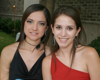 Karla Martínez y Ana Rosa Pérez.