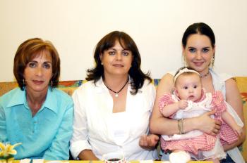 Caro Flores, Maribel de Zermeño, Maribel de González e Isabelita.