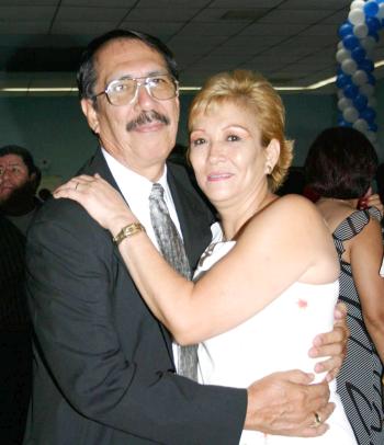 Othón Fierro Martínez y Martina Elva Loera.