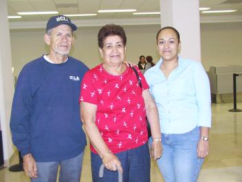  27 de Junio   Roberto Hernández, Raquel Hernández y Bianca Váldez viajaron a San Diego, California.