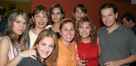 Lily Duarte, Isabel Espinoza, Lorena Garza, Irma Villaseñor, Ionne Villarreal y Lorena Marín.