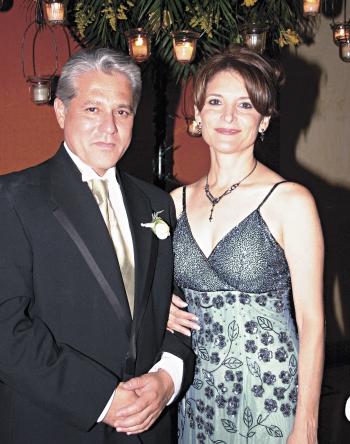 Edgardo Torres y Gaby Ledesma de Torres