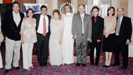 Ricardo Giacomán, Blanca Giacomán, Enrique Marcos, Rosita de Marcos, Adriana de Marcos, Ricardo Marcos, Bichara Marcos, Fernanado y Miriam.