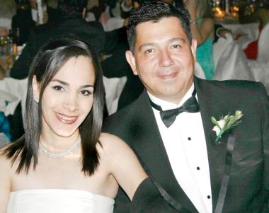 Ivette Monroy de Chaúl y Martín Chaúl.