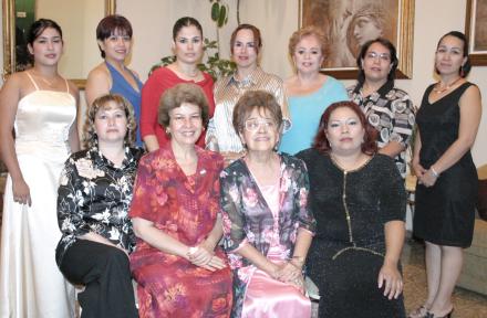 Berenice Wong, Maribel de Gutiérrez, Tere de Máynez, Bety González, Güera de Milán, Coco de Lira, Norma de Martínez, Celia de Acuña, Irma de Arellano, Anita de Llamas y Silvia Wong.