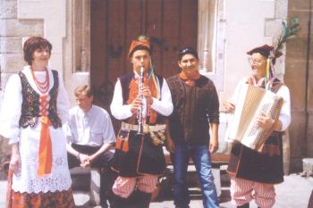 José Manuel Macías Ramírez captado en la plaza principal de Cracovia, Polonia, en su más reciente viaje por aquel país europeo.