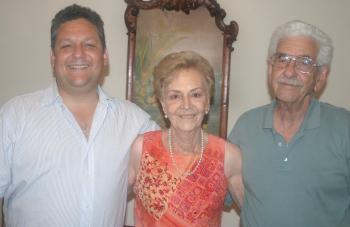 Aureliano, Irma y Luis Martínez Schmidt, en reciente acontecimiento social.