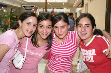 Sara Garibay, Maribel Tumoine, Mónica Madero y Cecy Royo.