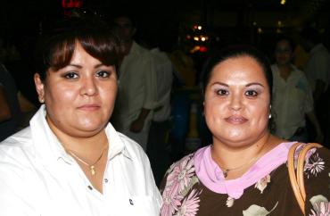 Martha Elba y Arlette Rodríguez.