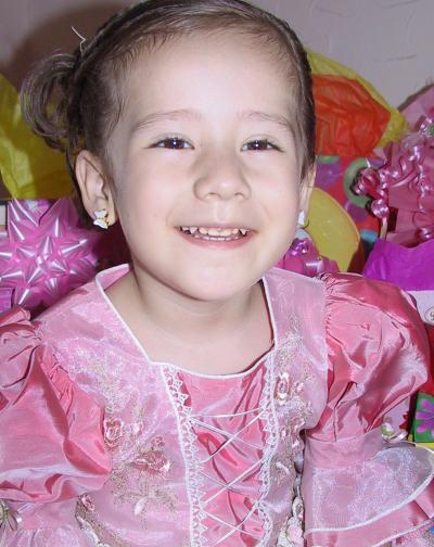  02 de Agosto 

Victoria Gallegos Sonora festejó su tercer cumpleaños de vida, con un convivio infantil.