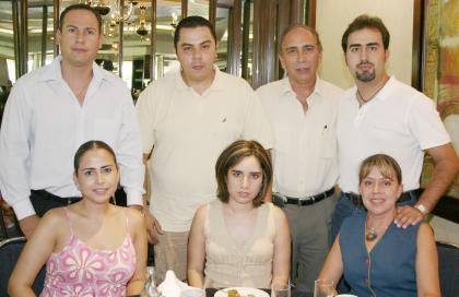 Jesús Francisco Zavala, Marisa de Zavala, Gerardo Sandoval, Sambra Zavala de Sandoval, Carlos Gerardo Galarza, Cristina Martínez de Galarza y Alejandro Zavala Rocha.