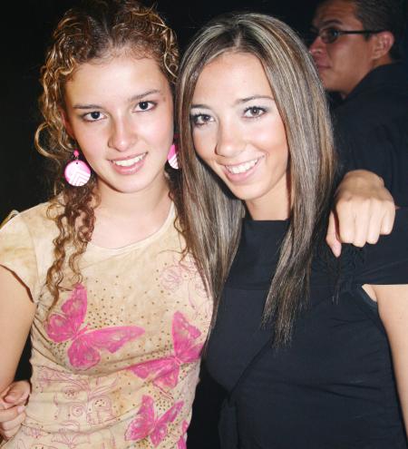 Mariana Alarcón y Renata Olivares