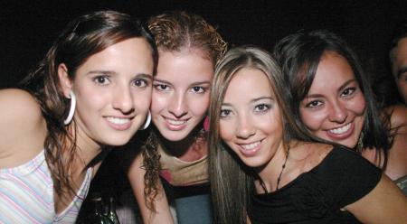 Renata Olivares, Angélica García, Mariana Alarcón y Rossana Celayo