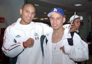 Los boxeadores mexicanos Abner Mares y Raúl Castañeda se encuentran en entrenamientos para estar listos para su presentación.