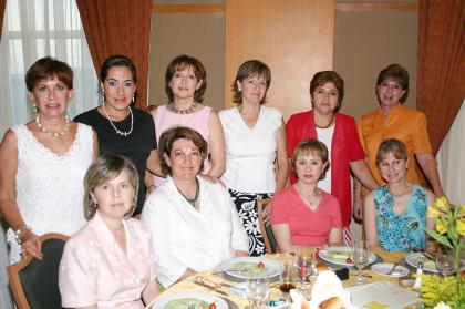  12 de Agosto 

Susy W. de Rodríguez, Luly V. de Berlanga, Margarita de Rivera, Chelo de Macías, Sylvia de Pérez, Gaby de Acosta, Cristy de Dávila, Tere Herrera, Gaby de García y Lupita de Rosas.