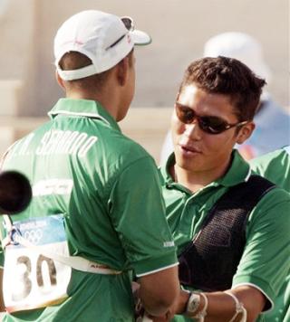 16 de agosto de 2004
En duelo de arqueros mexicanos, Juan René Serrano se clasificó a la siguiente ronda de la prueba de Tiro con Arco tras superar al yucateco Eduardo Magaña.