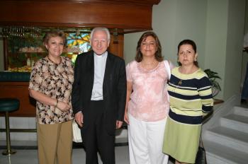 Ángeles Balcázar, el maestro Heinrich Pfeiffer, Velina de Murra y Leticia Gómez.