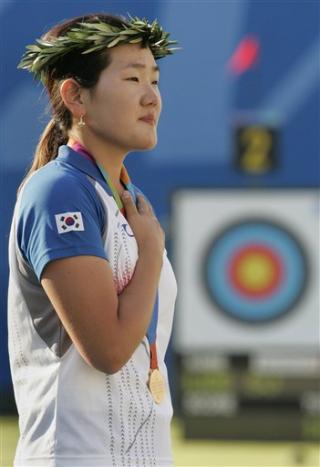 Corea del Sur ganó su sexta medalla olímpica de oro consecutiva en el tiro con arco individual femenino, con la victoria de Park Sung Hyun sobre su compatriota Lee Sung Jin en la final.