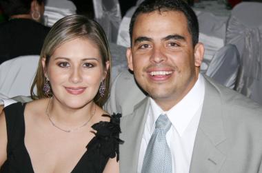 Sara de Anaya y Roberto Anaya.