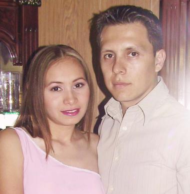  20 Agosto de 2004 

 Selene G. Zubiría Arratia y Juan Manuel Esquivel Estrada.