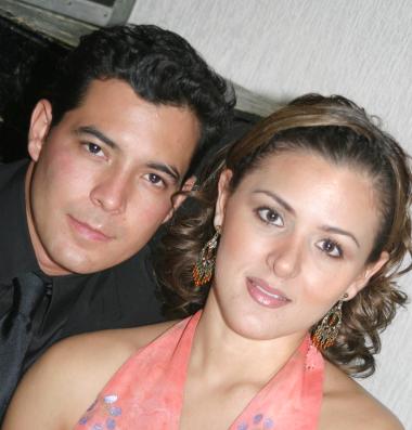 Nando Garrido y Ginela Ortiz.