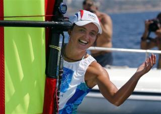 La francesa Faustine Merret se llevó el oro en la rama femenina de la clase Mistral de los Juegos Olímpicos 2004.