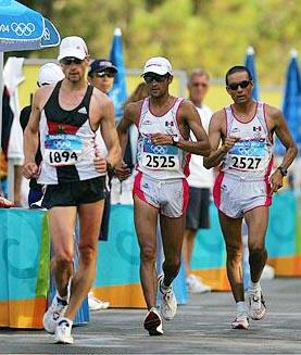 Los marchistas mexicanos Miguel Ángel Rodríguez y Germán Sánchez finalizaron su participación en la prueba de 50 kilómetros de caminata en los lugares decimoquinto y decimoséptimo de la clasificación general. 

Rodríguez Gallegos culminó los 50 mil metros con un tiempo de tres horas, 55 minutos y 43 segundos, mientras su compatriota Sánchez Cruz lo hizo en 3:58.33.