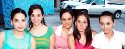 Balnca, Alicia, Lorena y Ana.