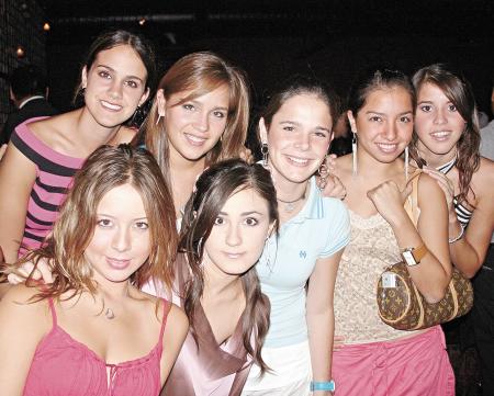 Karina, Carmina, Mariana, Regina, Carla, Marcela, y Ana Gaby