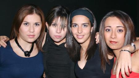 Daniela, Lucía, Aída y Cynthia.