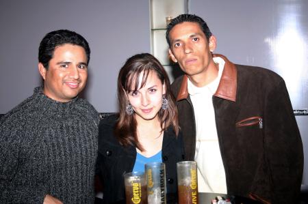 Arturo Gamboa Chacón, Esmeralda Escobedo e Israel Aldape.