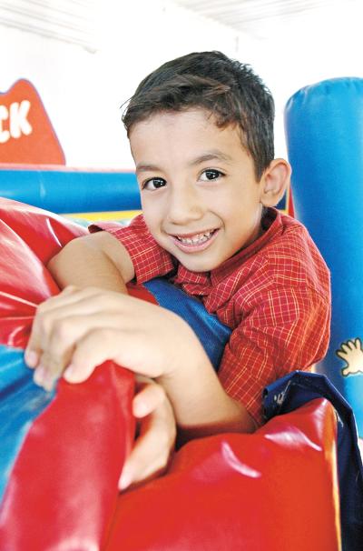 Juan Alejandro Rodríguez Cuéllar cumplió cinco años de vida y los festejó, con un divertido convivio infantil.