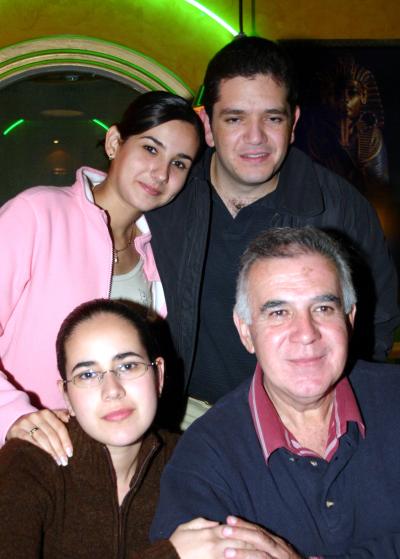 Montserrat Galicia, Omar Jalife, Pedro Galicia y Nuria Galicia.