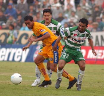 El delantero Rogelio López, quien tuvo una buena participación en el encuentro al poner un pase para gol, dijo haberse sentido bastante bien desde el inicio de las acciones, donde logró un buen entendimiento con sus compañeros.