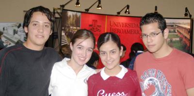 Héctor Gramillo, Daniela Macías, Bárbara Treviño y Gustavo Aguirre