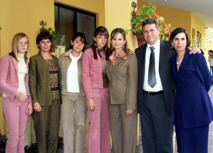 Estefanía Berlanga, Ana Lucía  de García, Celina Berlanga, Ana Tere Berlanga, Tere de Berlanga, Jesús Berlanga y Samía Giacomán