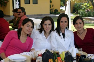 Sofía Baille, Caro Jaidar, Cristy Berlanga y Astrid Baille.