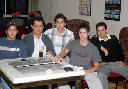 Héctor Guerrero, Jorge Gómez, Javier Tovalín, Raúl Chávez y Alejandro Arias