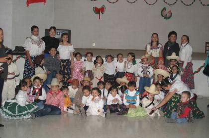 Pequeñitos de reconocido jardín de niños